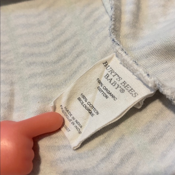 Burt’s Bees Baby 100% Organic Cotton Blue Printed Sleeper Size 0-3 Months - Picture 2 of 5
